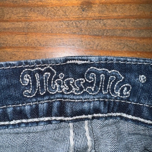 Miss Me Womens Boot Cut Denim Jeans Size 31 - Picture 4 of 6